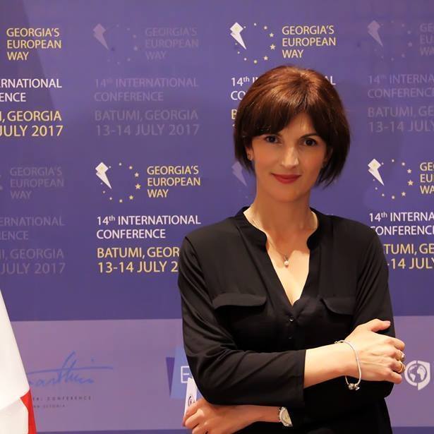 ,, ჩვენი იარაღი მხოლოდ მართალი ინფორმაციაა”