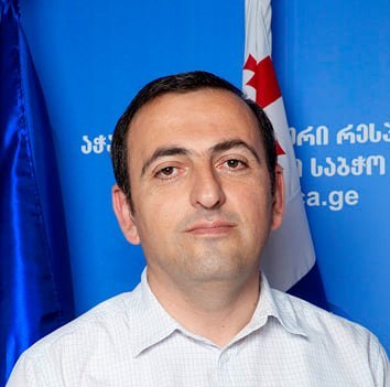 ,,ნაციონალური მოძრაობის” ოფისში ბრიფინგი გაიმართა