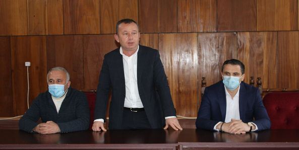 პირველი მოადგილისა და მოადგილის წარდგენა