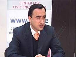 ვინ და რა უშლის ხელს პოლიტიკურ სტაბილურობას საქართველოში ?