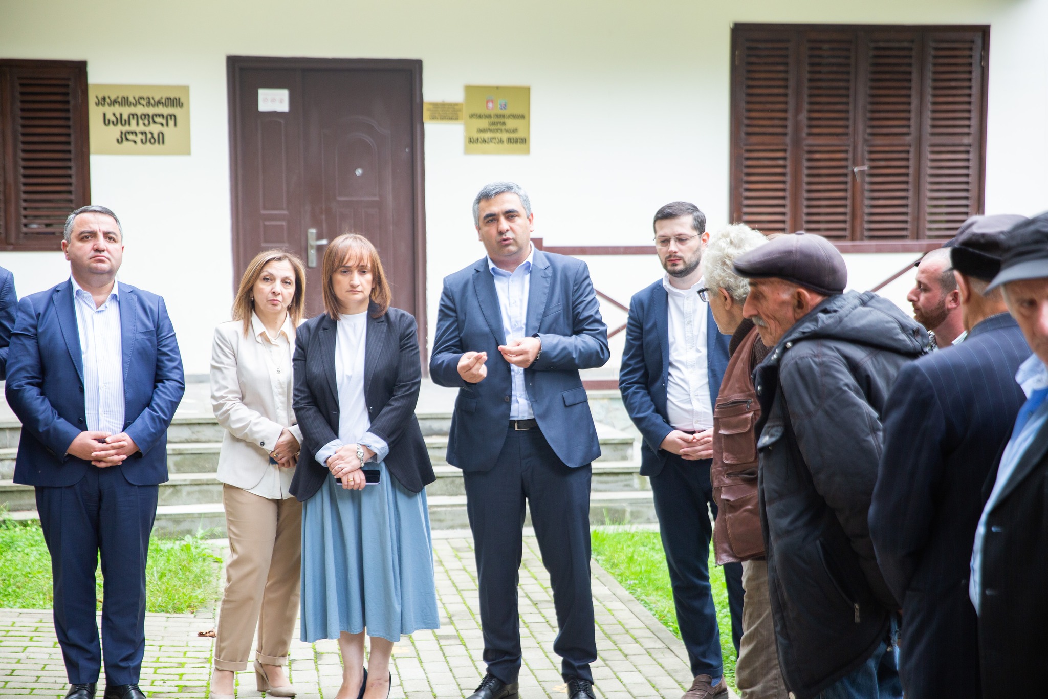 მთავრობის თავმჯდომარის ინიციატივით მოსახლეობასთან შეხვედრები გრძელდება