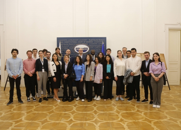 საზაფხულო სკოლა – საერთაშორისო სისხლის სამართლის მართლმსაჯულების თემაზე