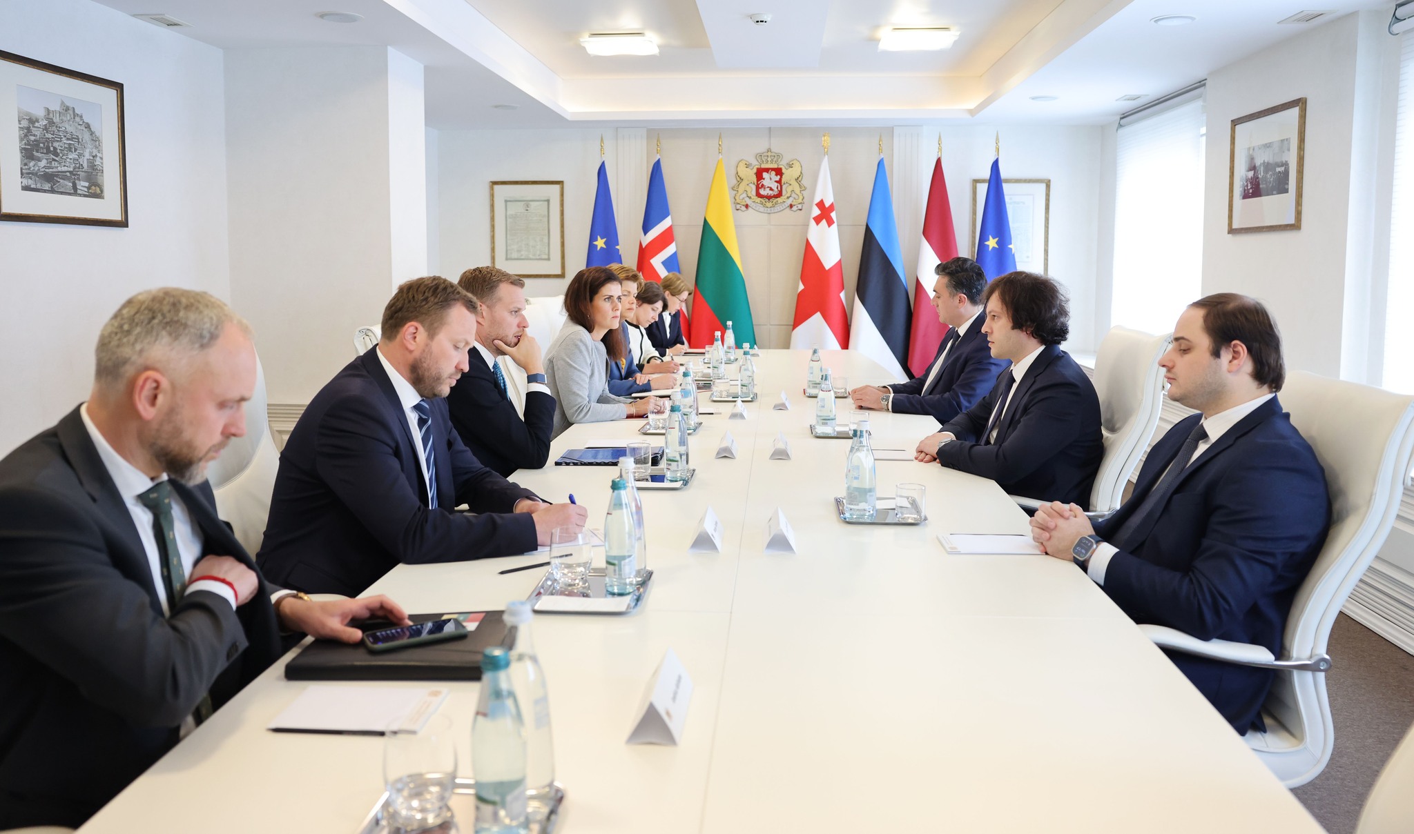 პრემიერი სხვადასხვა ქვეყნის საგარეო საქმეთა მინისტრებს შეხვდა