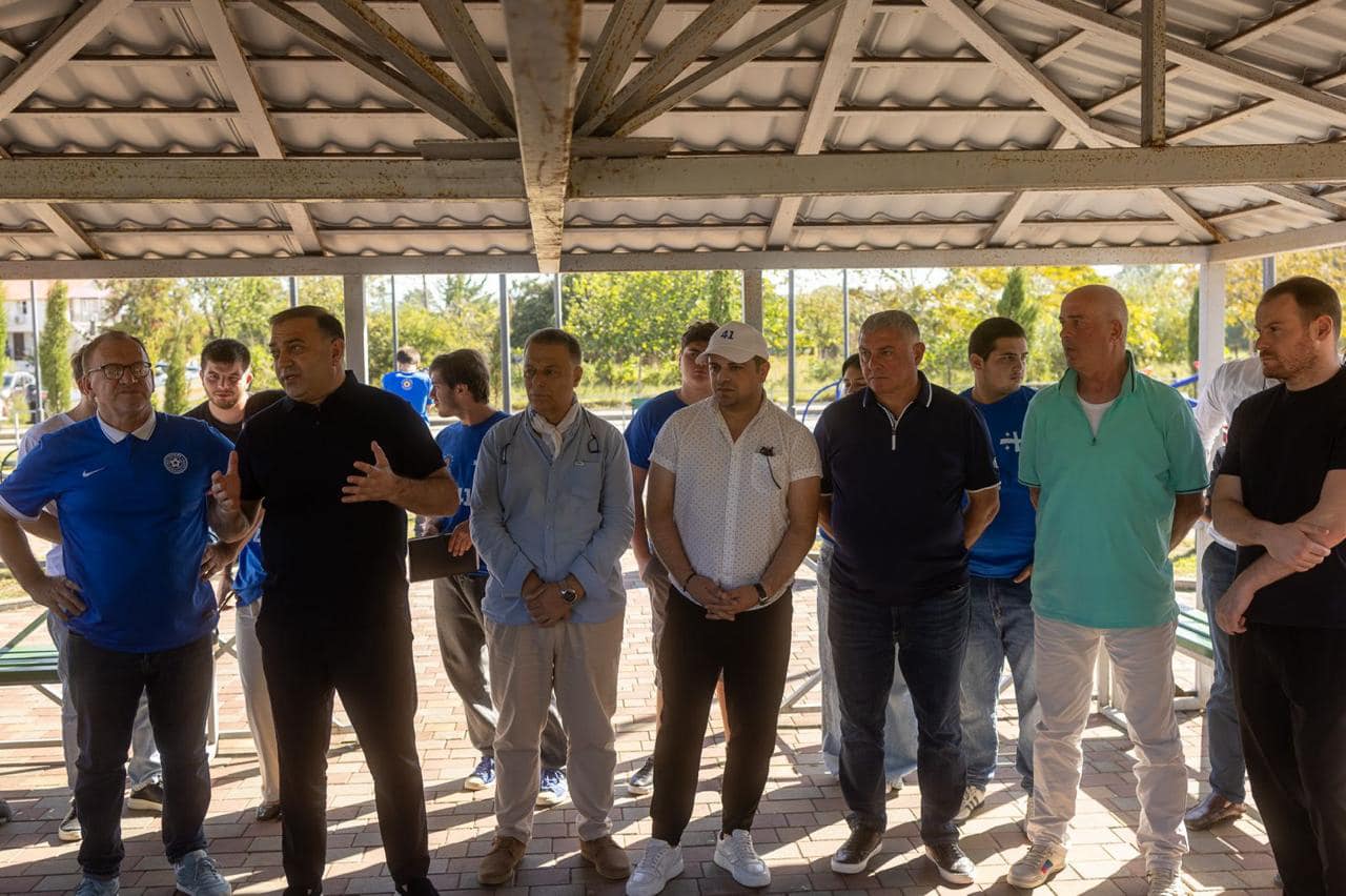 ცოტნე ანანიძე ქობულეთის მოსახლეობას შეხვდა