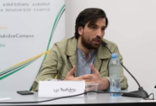 „ჩვენ თვალწინ იბადება ახალი მსოფლიო უწესრიგობა“. . .