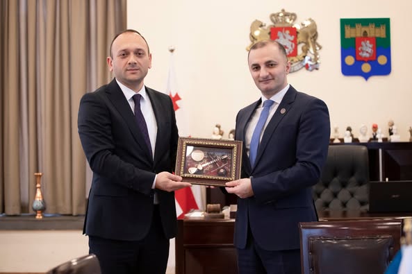 დავით გაბაიძემ აზერბაიჯანის გენერალურ კონსულს უმასპინძლა