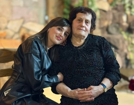 100-მდე დედოფლის კაბა მაქვს შეკერილი. . .