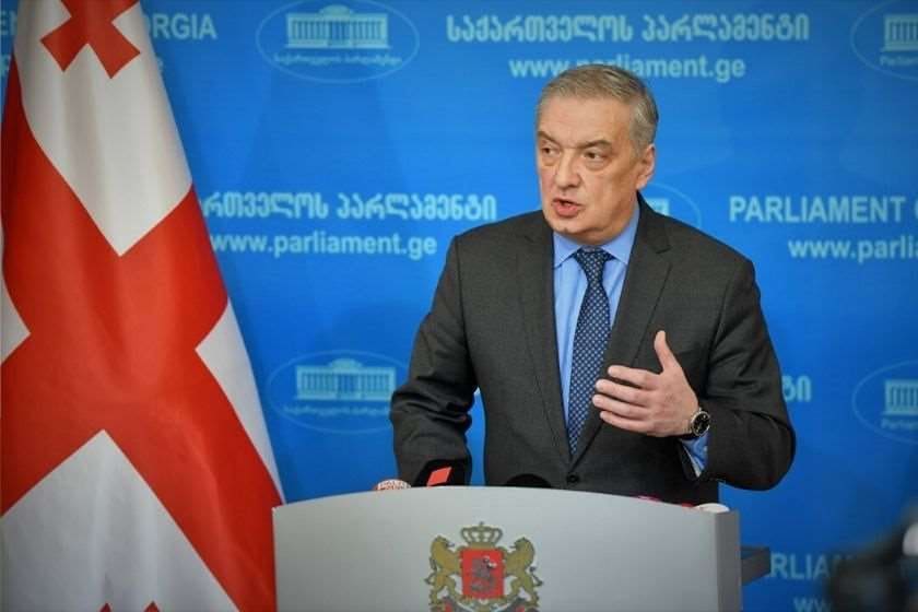 „ნარკოგამსაღებლების, ნარკოტიკების შემომტანების მიმართ მკაცრი ზომების გატარება აუცილებელია“
